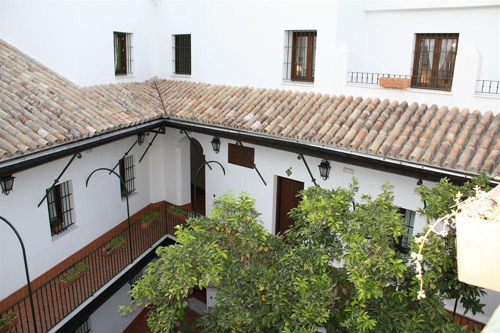 Singular Corral De San José Sevilla