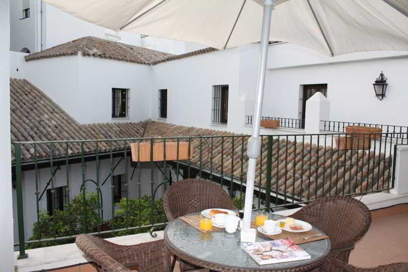 Singular Corral De San José Sevilla